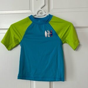 Boys Size 6 Swim Shirt Excellent Condition